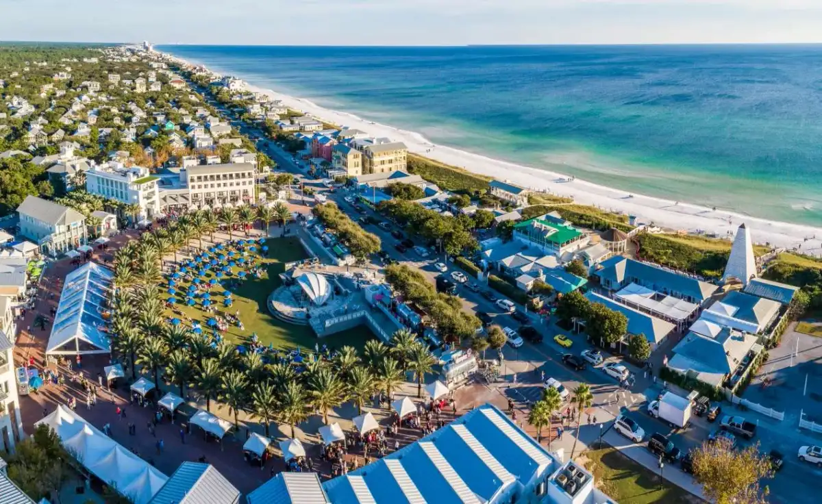 Seeing Red Wine Festival in Seaside 2018