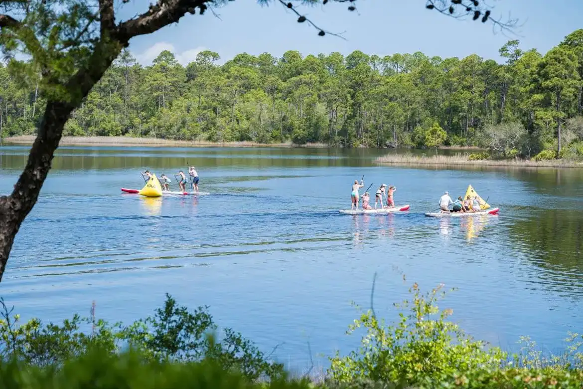 Inaugural Great Blue Heron Festival At Old Florida Fish House On Easten Lake