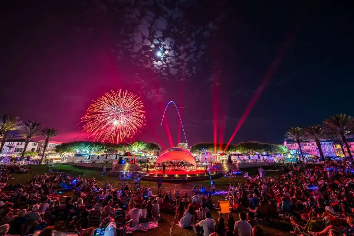 Fireworks, Music & Patriotism At Seaside’s 4th Of July Celebration