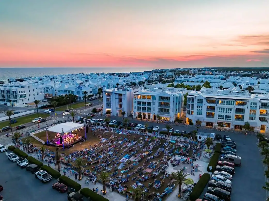 Memorial Day Drone Show and POPS at Alys Beach