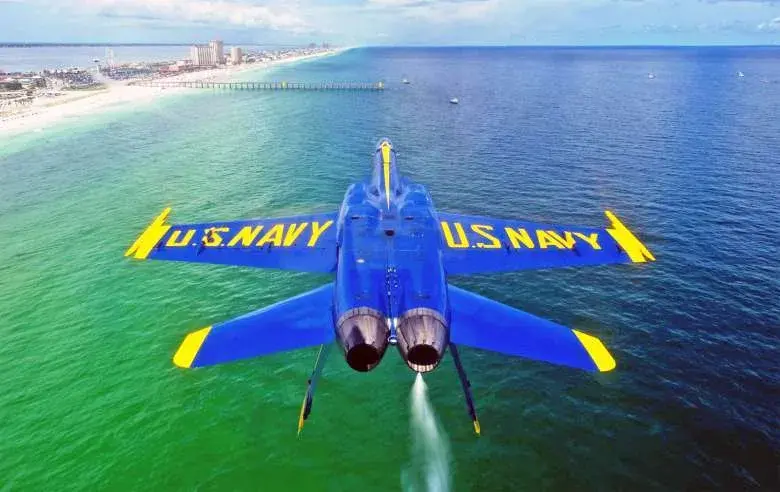 Pensacola Beach Airshow: US Navy Blue Angels