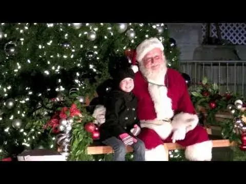 Seaside Christmas Tradition – Turn On The Town 2010 Video