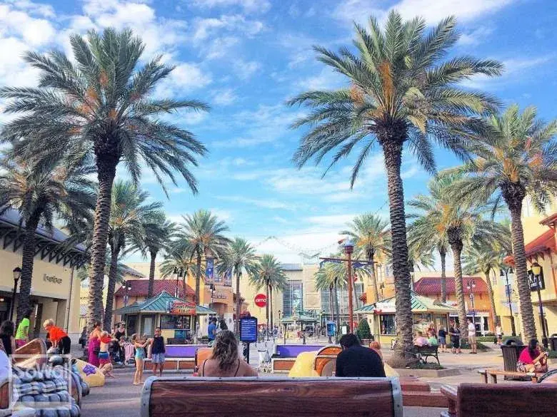 Star-Spangled Food Truck Festival at Destin Commons