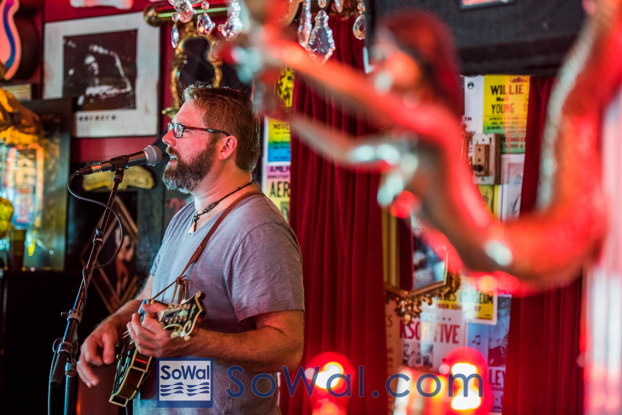 160221-redbar-153-sowal-2000.jpg