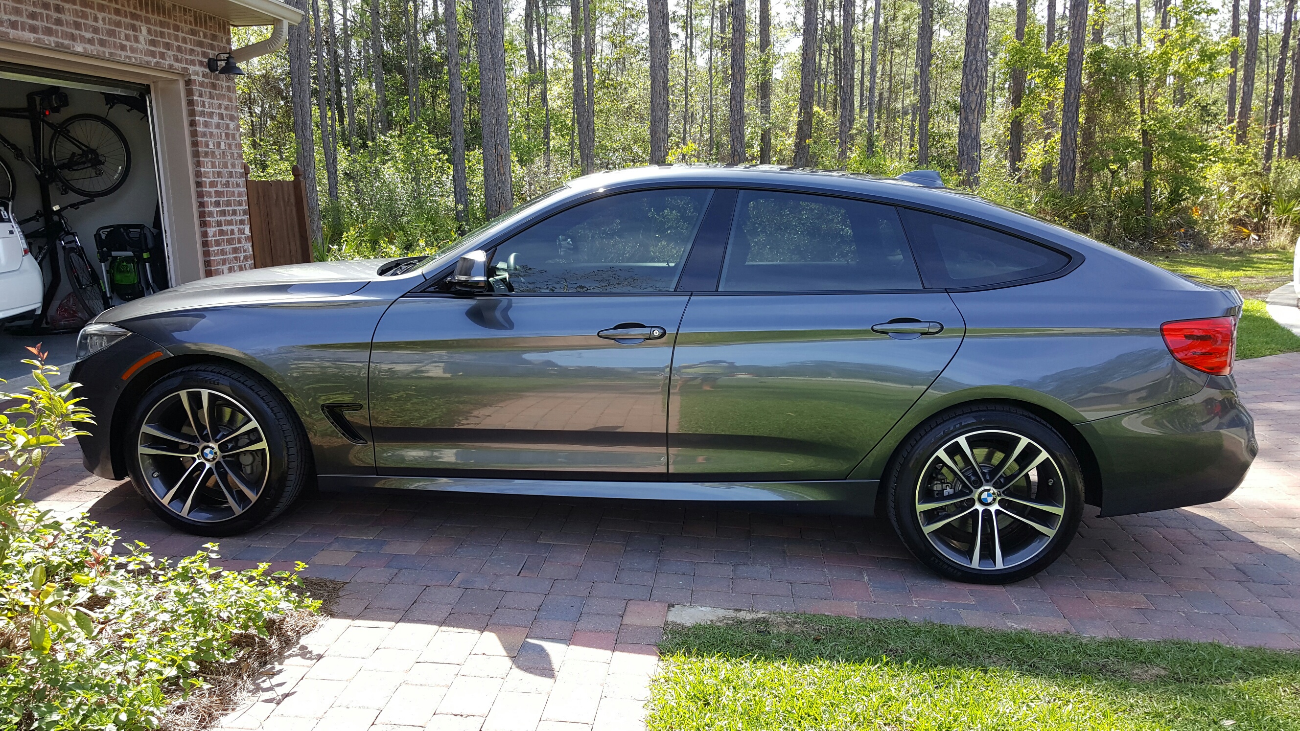 BMW 10.jpg