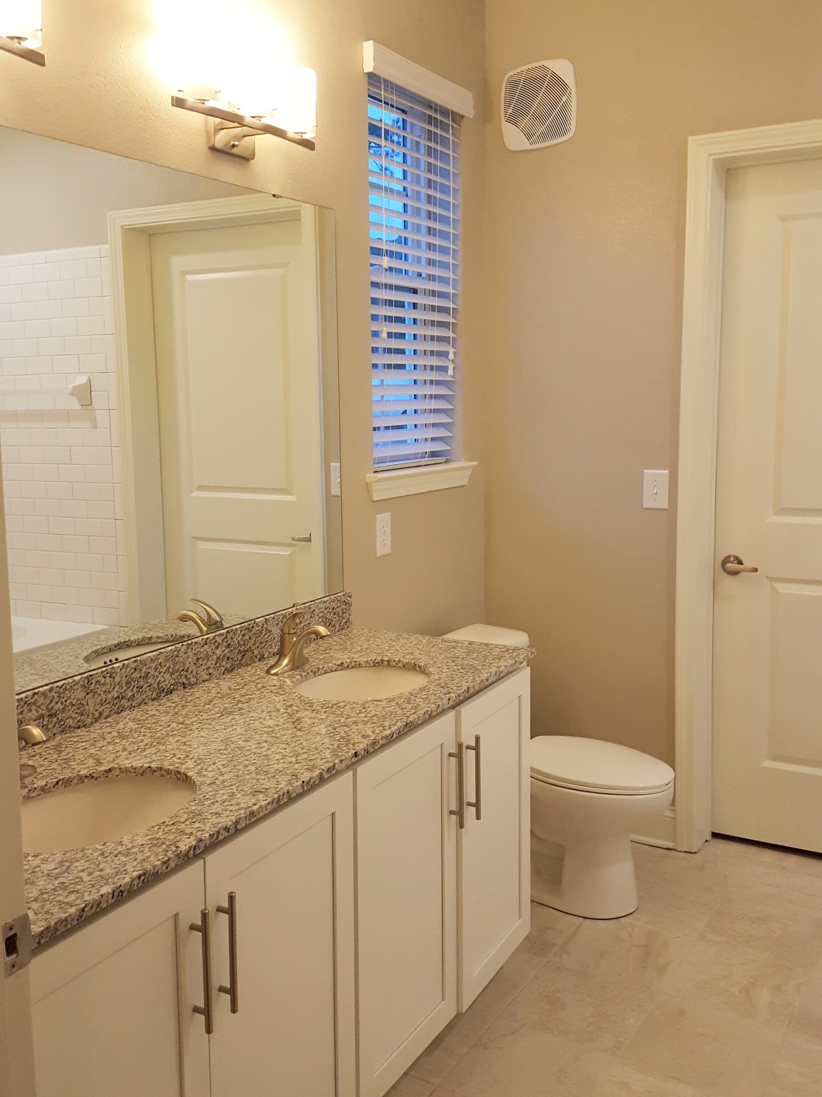 Master Bathroom. Double Sinks.jpg