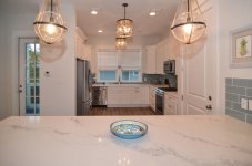 kitchen 2.jpg