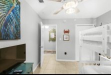 Guest Bedroom 1.jpg