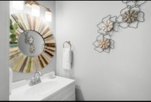 Upstairs half Bath.jpg Upstairs half Bath.jpg