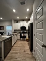 KITCHEN 1.jpg