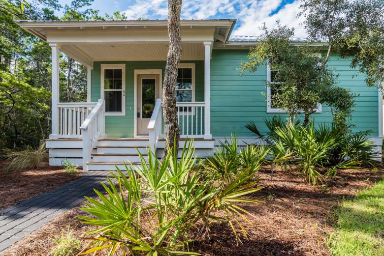 SoWal Style - Classic Florida Cottage Near the Beach and Bay | SoWal.com