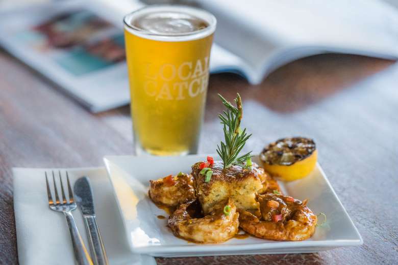 Local Catch Bar & Grill Is A SoWal Favorite | SoWal.com